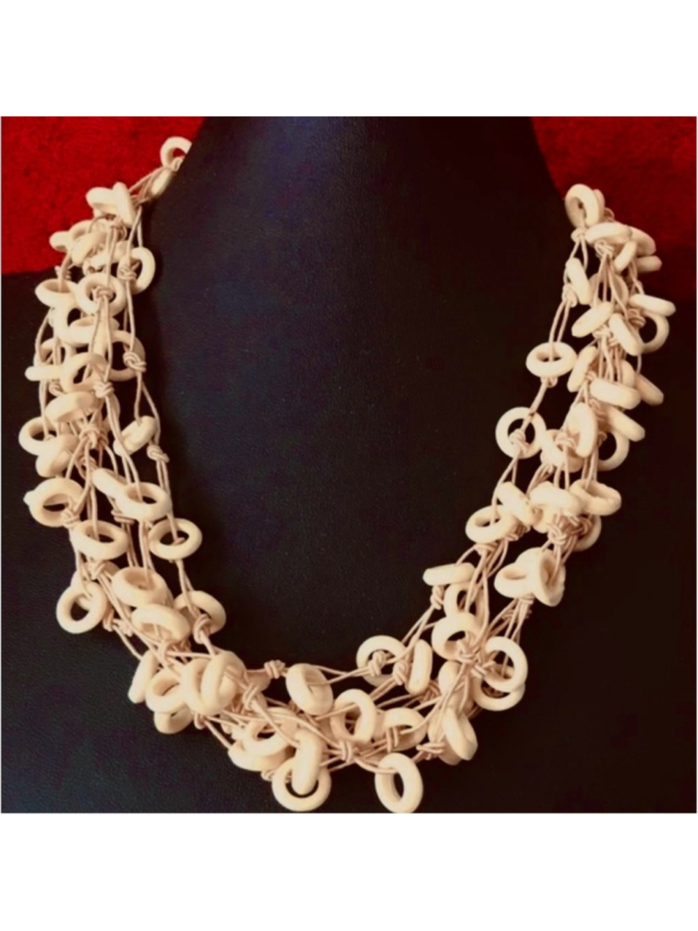 Robert Rose Vintage Cream Loop Necklace